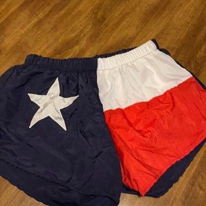 Men’s size M TX flag running shorts